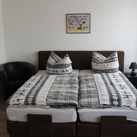 Maison d'hôtes & Zum Saalestrand Bad Dürrenberg