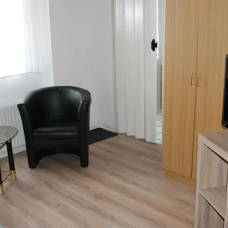 Gasthof&pension Zum Saalestrand Gasthof