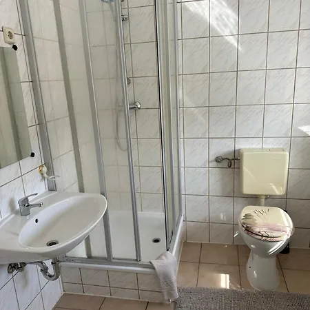 & Zum Saalestrand 3* Bad Dürrenberg