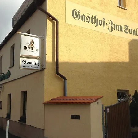 & Zum Saalestrand * Bad Dürrenberg