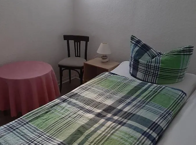 & Zum Saalestrand Guest house 3*